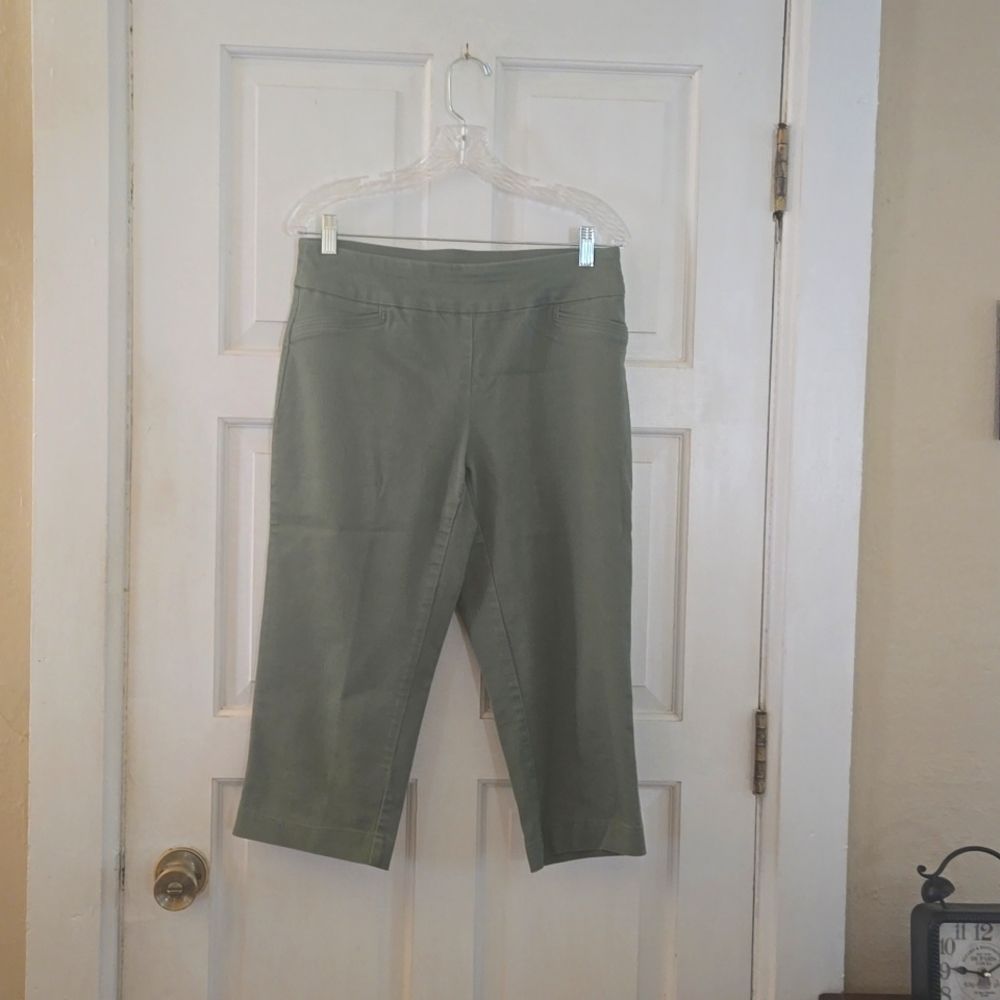 Capris